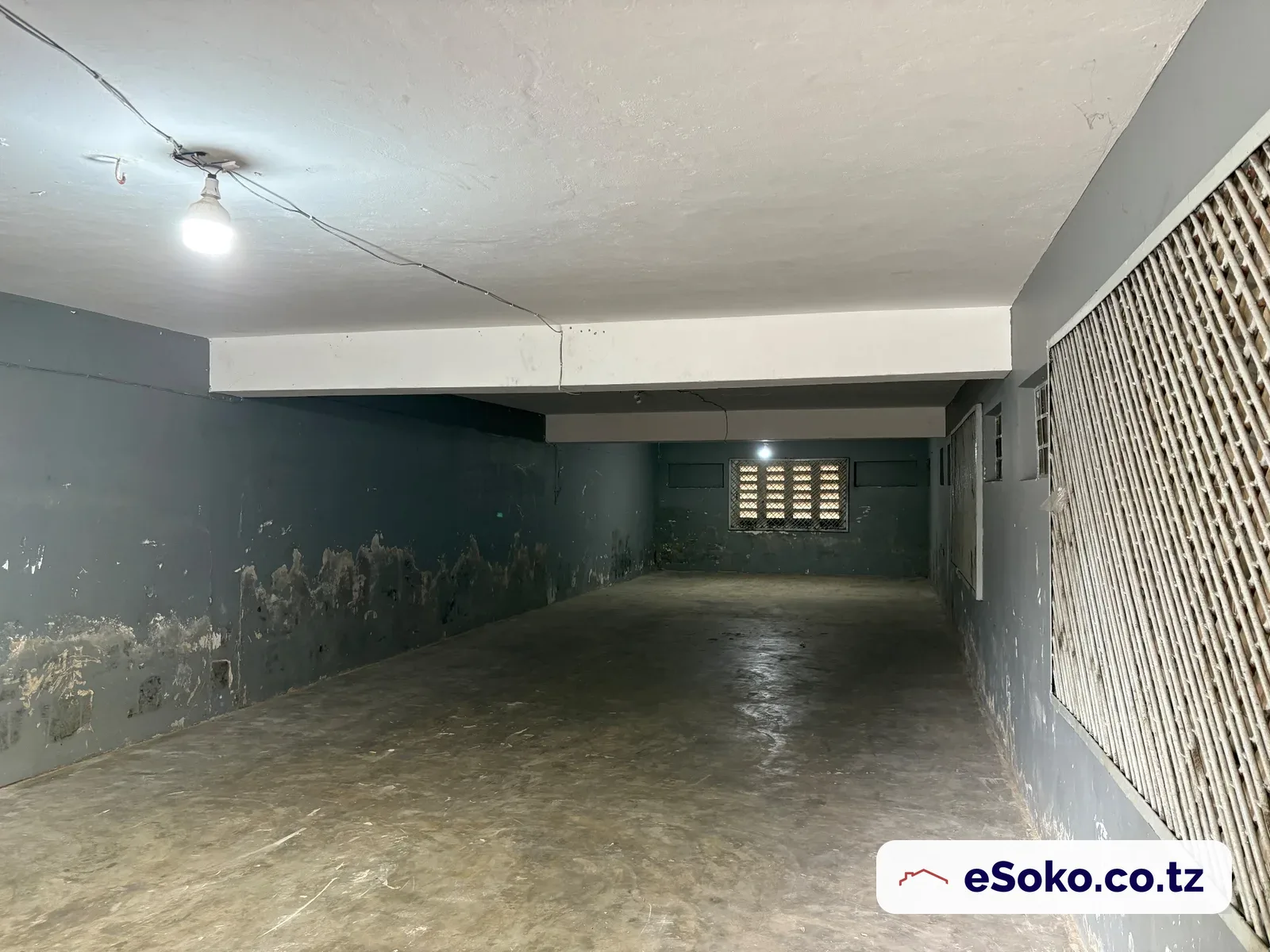 83 sqm Warehouse Unit for Rent – Kiwalani — photo 3